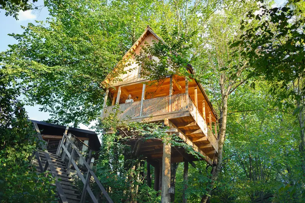 Glamping Lake Bled - Garden Village Bled boomhut