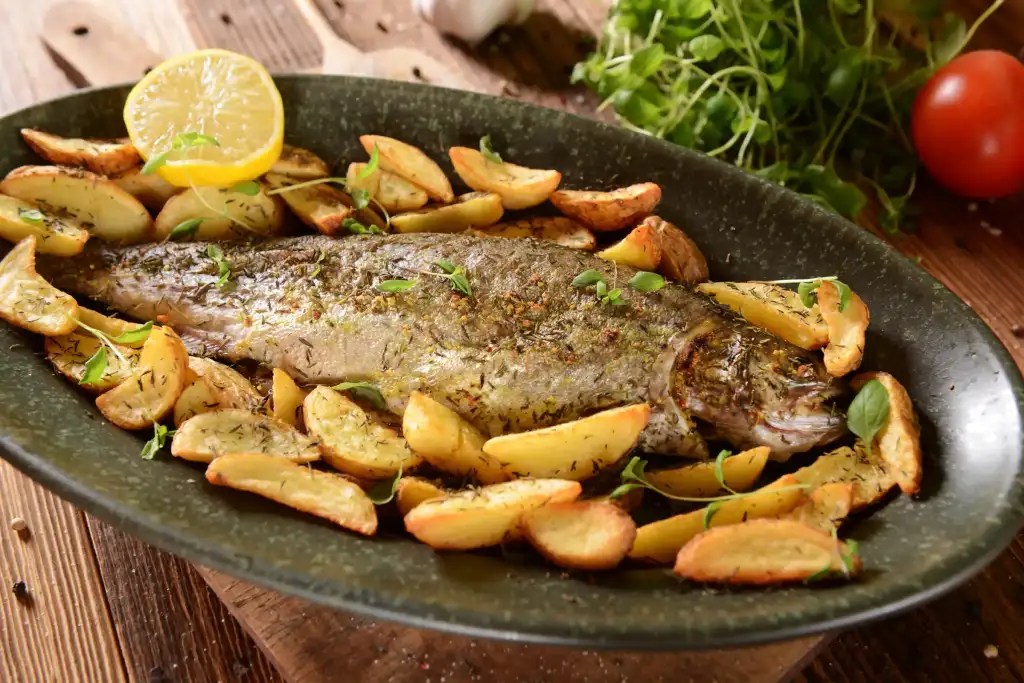 Eten in Slovenië - Piotr Krzeslak (verse forel)